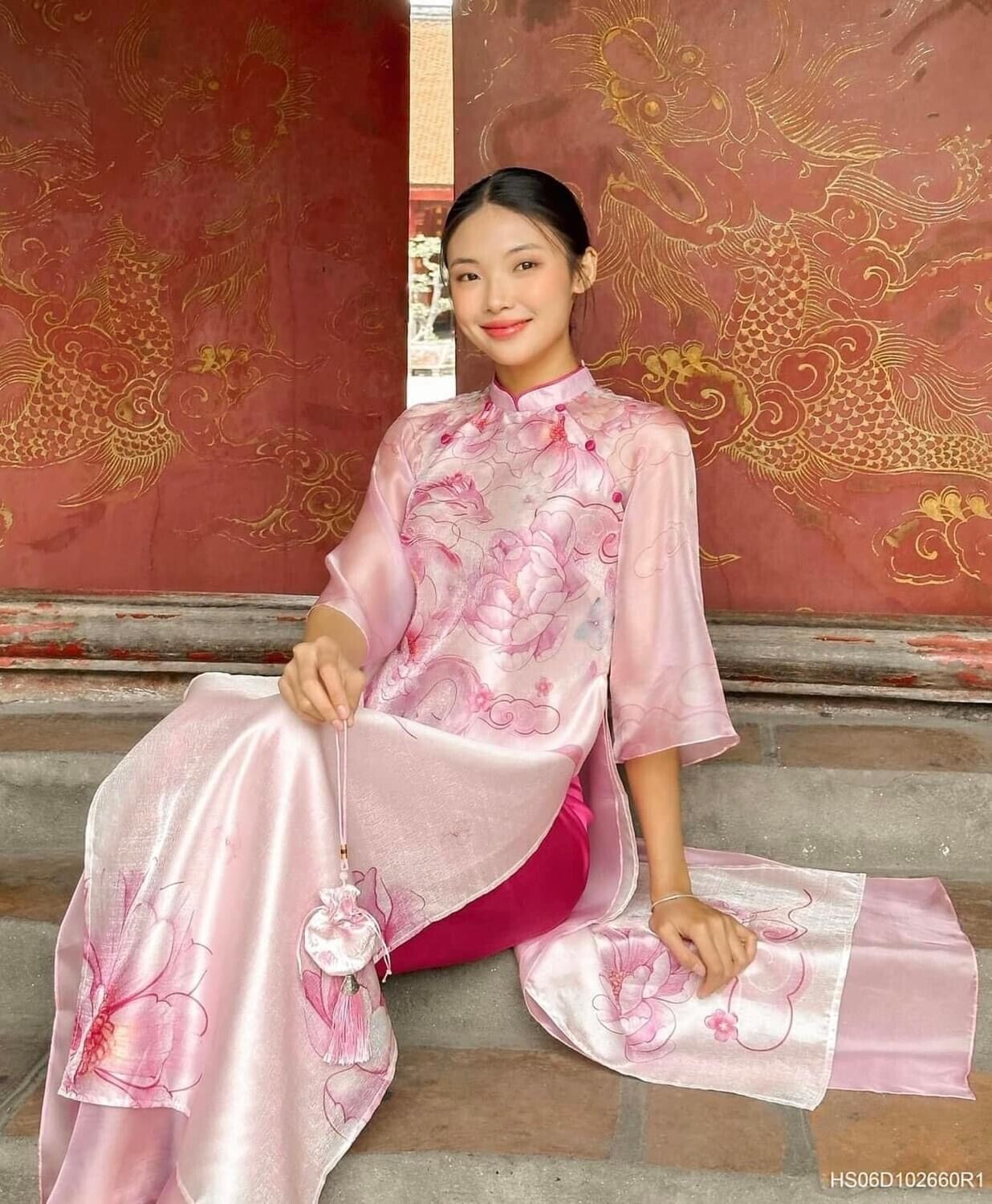 Vietnamese modern ao dai for women - Ao dai cach tan