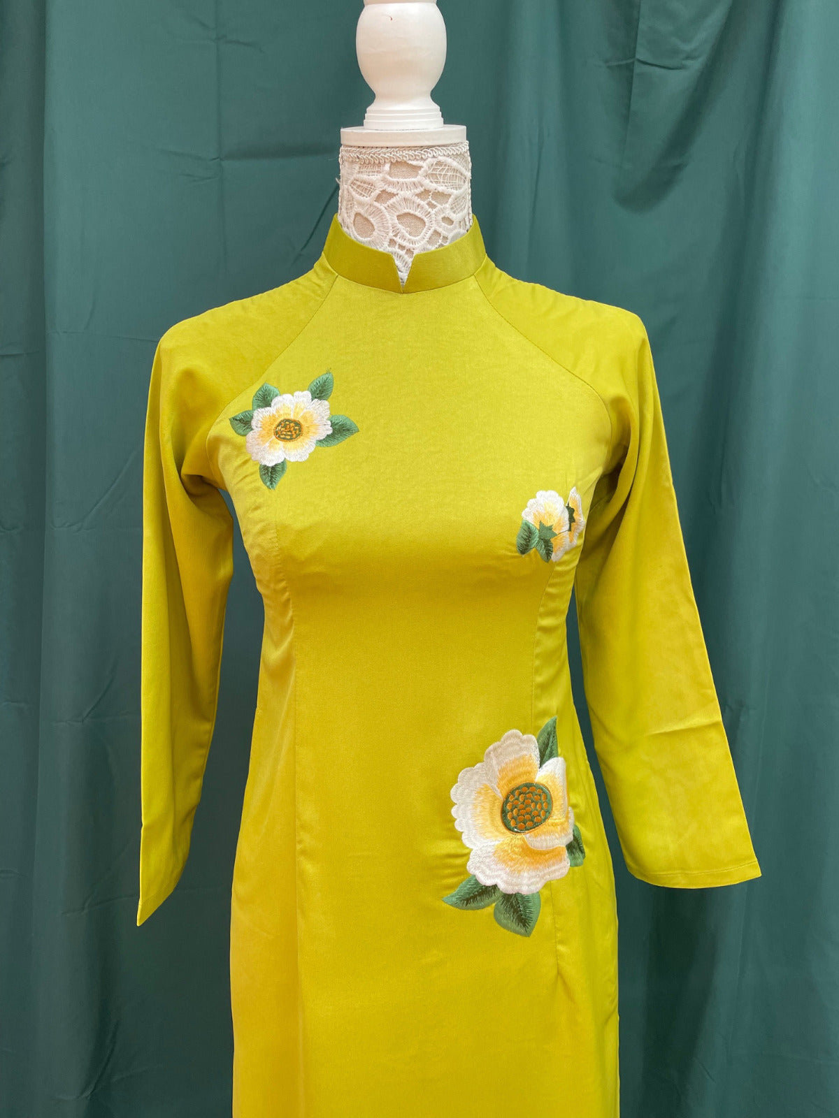 Vietnamese Embroidered Ao dai