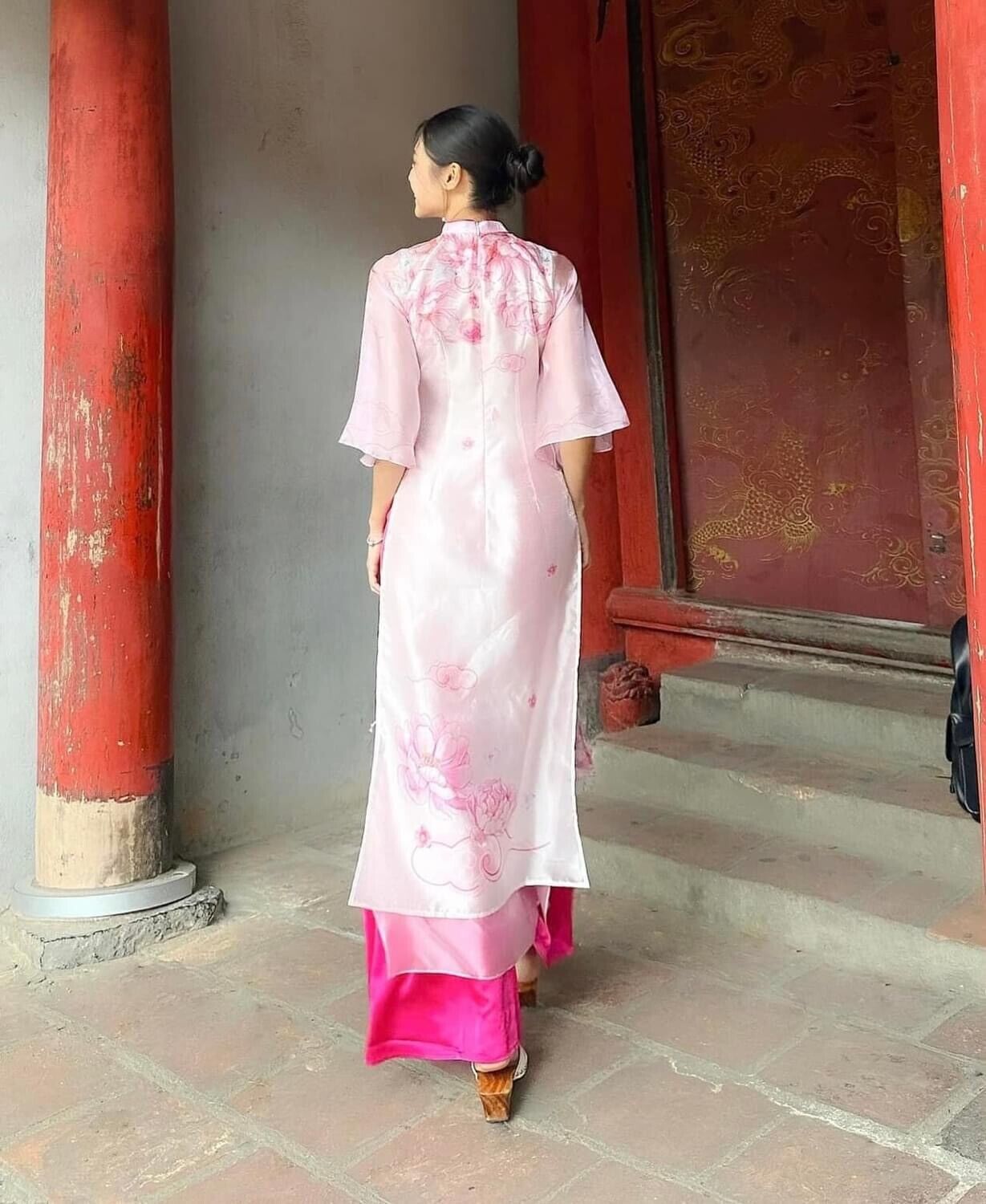 Vietnamese modern ao dai for women - Ao dai cach tan