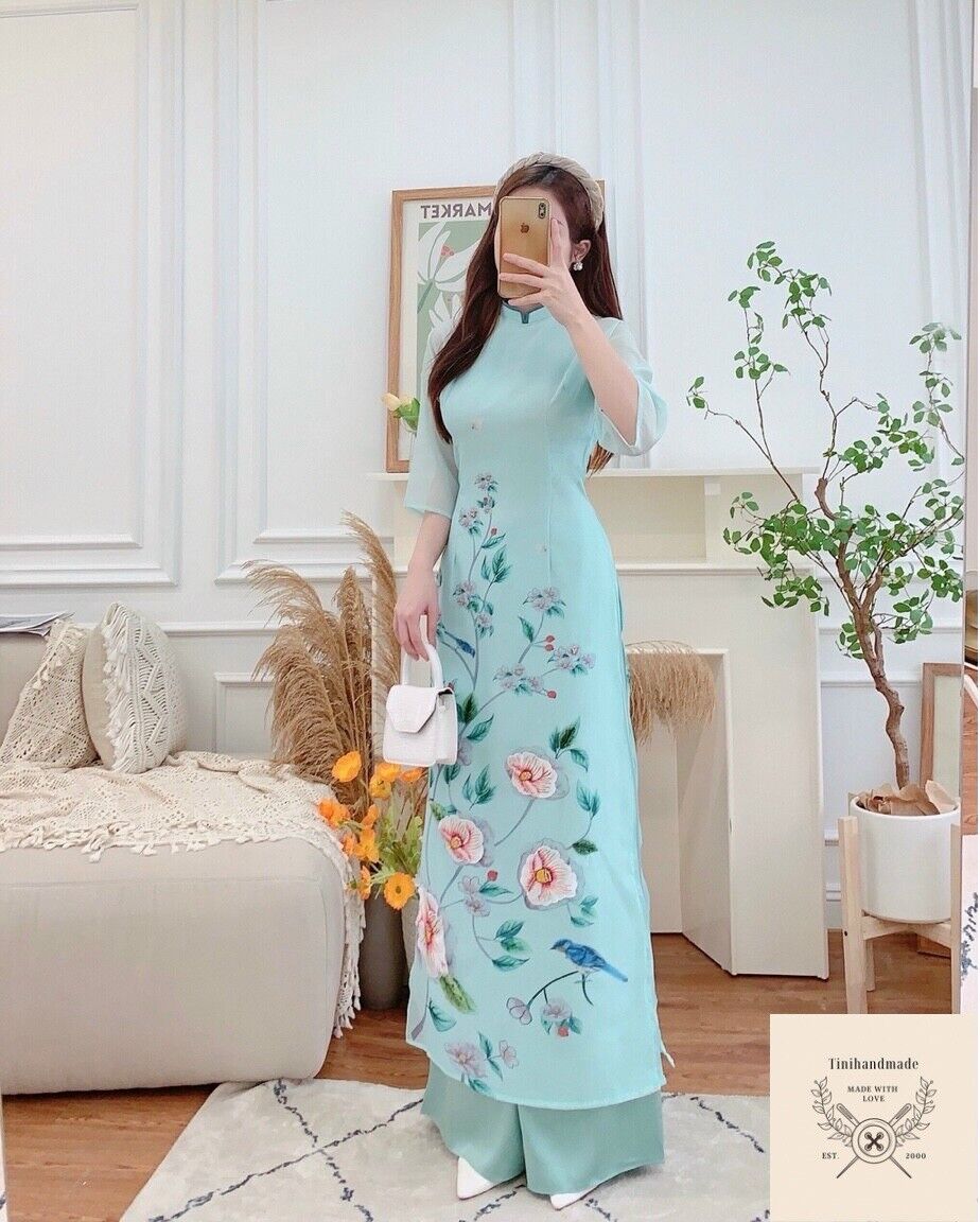 Vietnamese Ao dai with pants