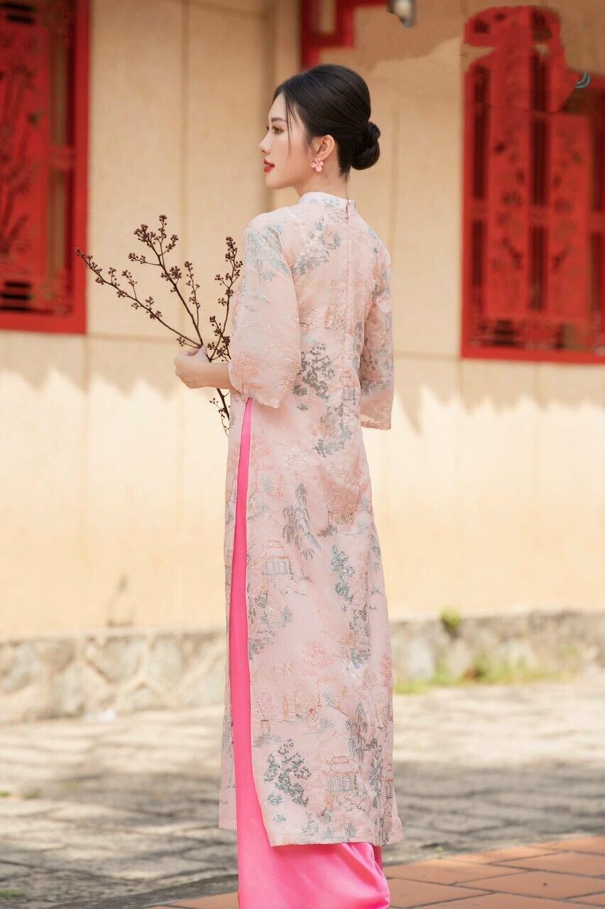 Vietnamese embroidered ao dai for women- Ao dai cach tan