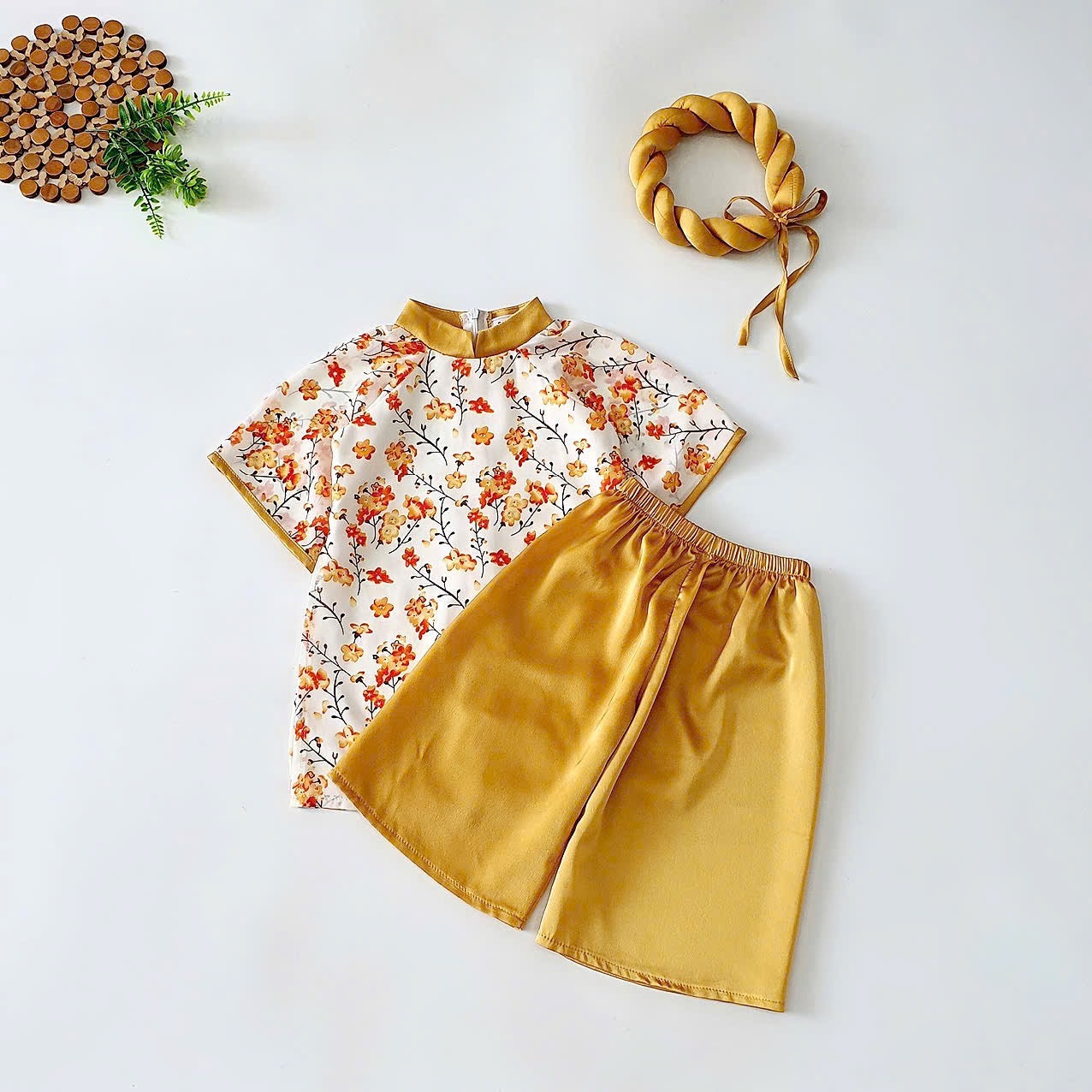 Ao dai for newborn babies, petite babies, infant girl- Vietnamese traditional costume