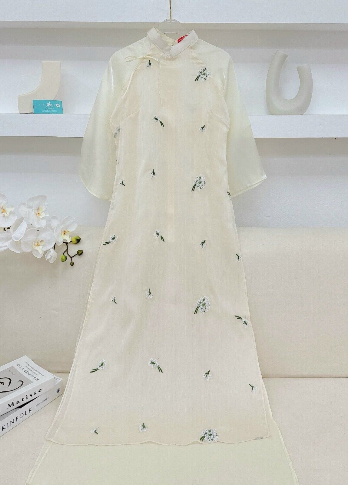 Vietnamese modern Ao Dai- floral embroidery dress for women