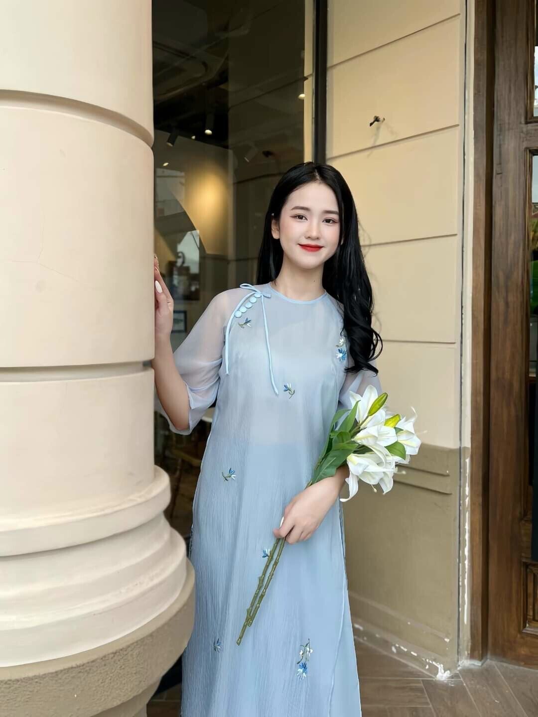 Vietnamese Ao dai