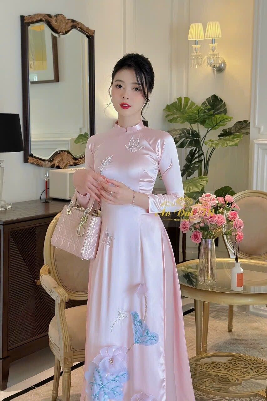 Vietnamese Ao dai