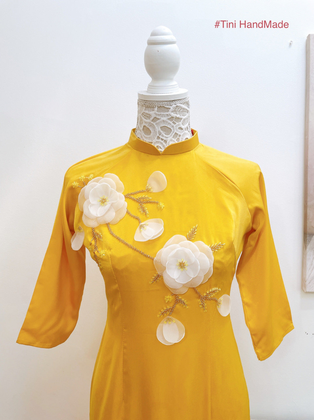 Vietnamese silk Ao dai with 3d flowers