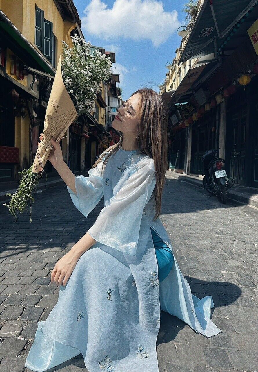 Vietnamese Ao dai