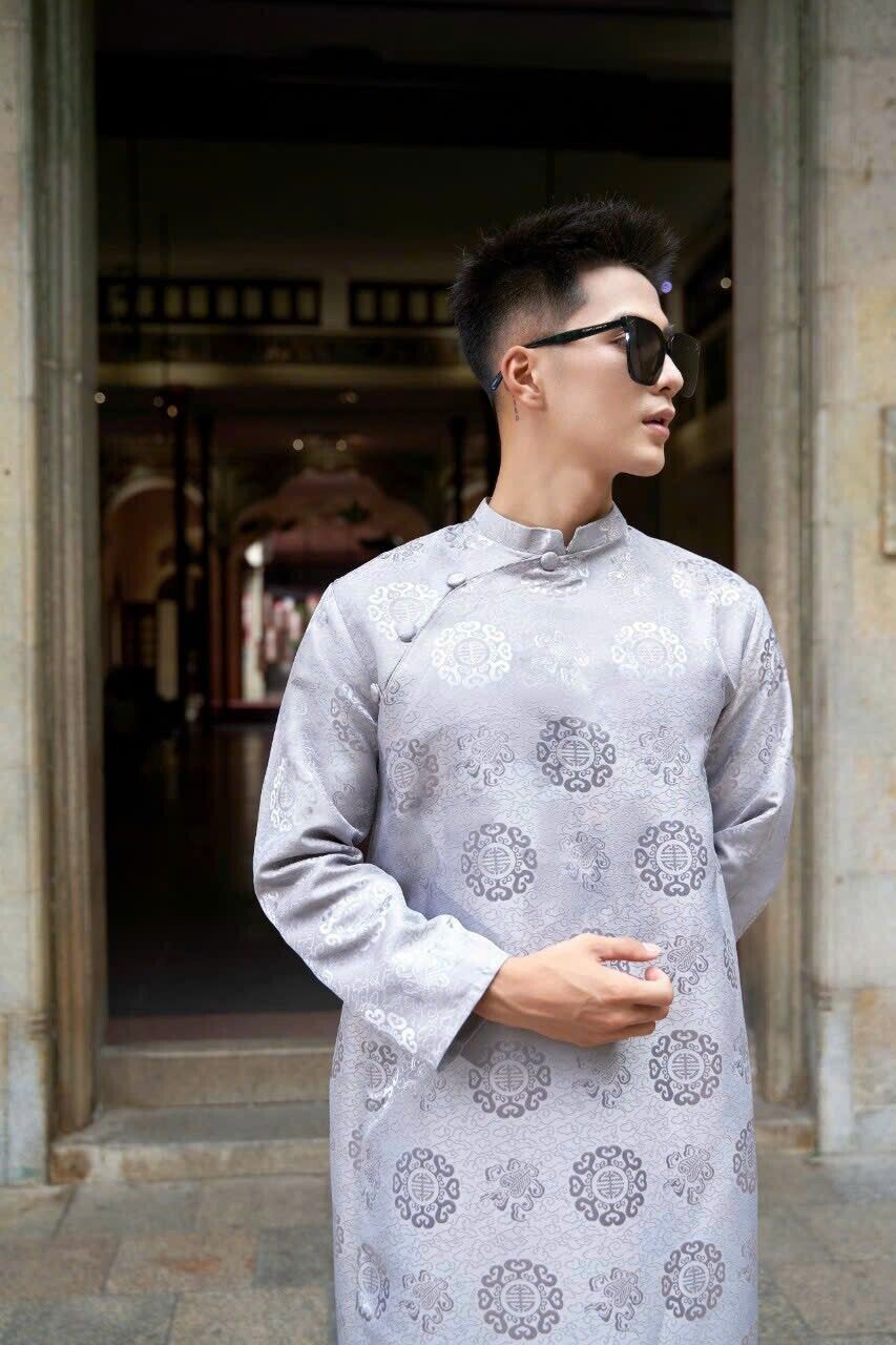 Silver Men ao dai