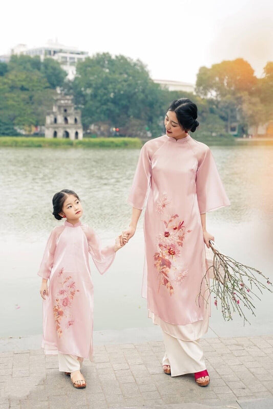 WOMAN AND KID MATCHING AO DAI - MOTHER DAUGHTER MACTHING CLOTHES