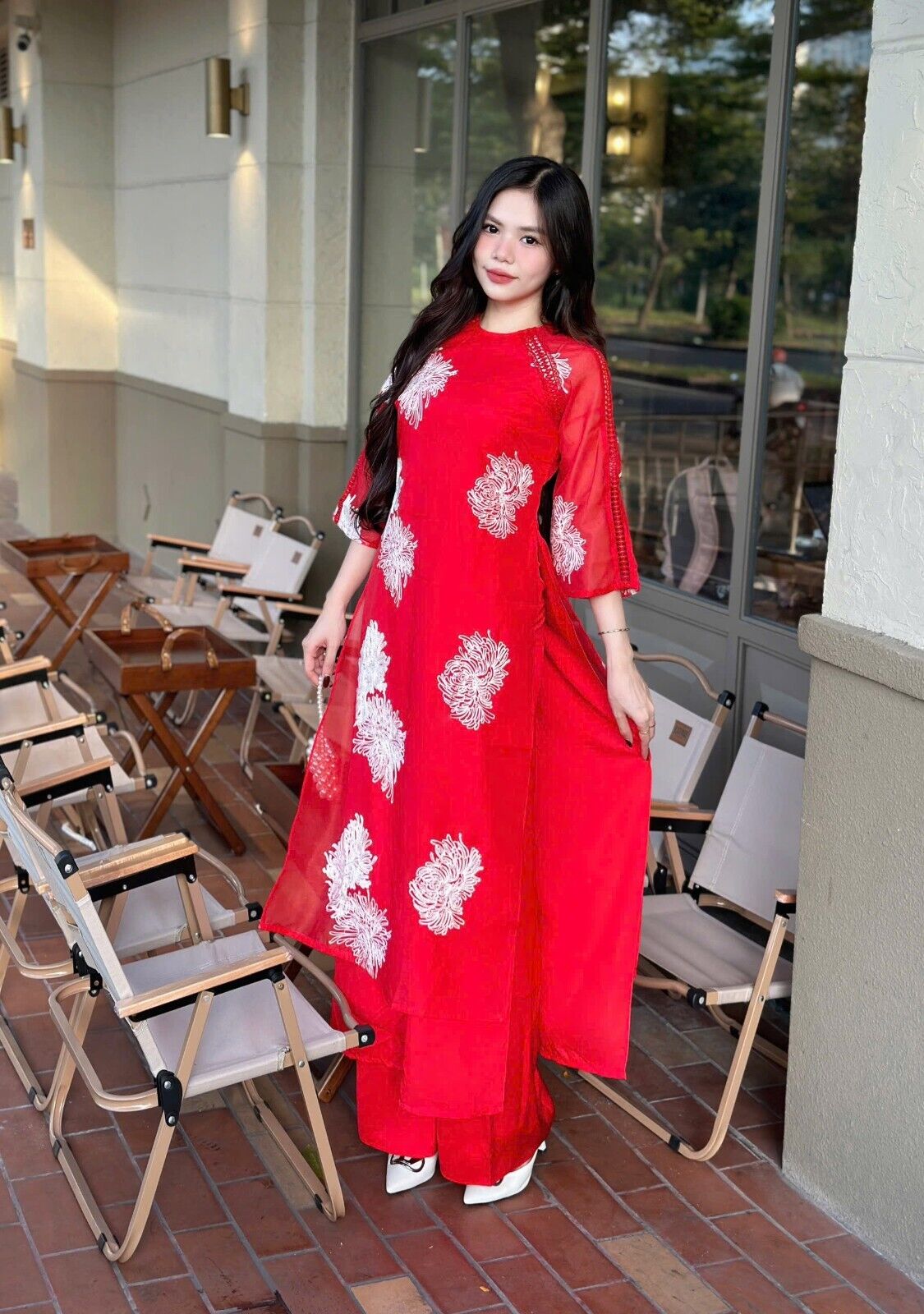 Vietnamese loose fit Ao dai - floral embroidery dress