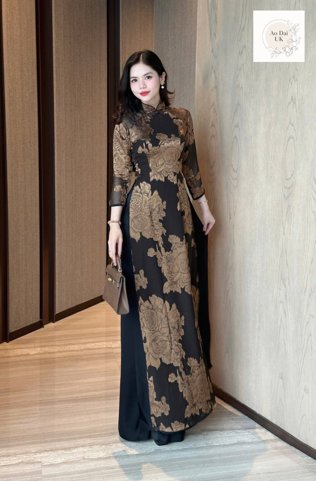 Vietnamese Ao dai for women