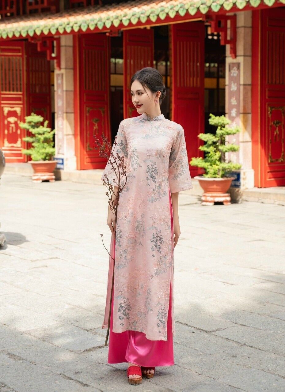 Vietnamese  embroidered ao dai for women- Ao dai cach tan