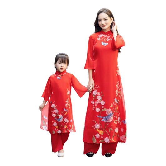 Woman and kid matching clothes