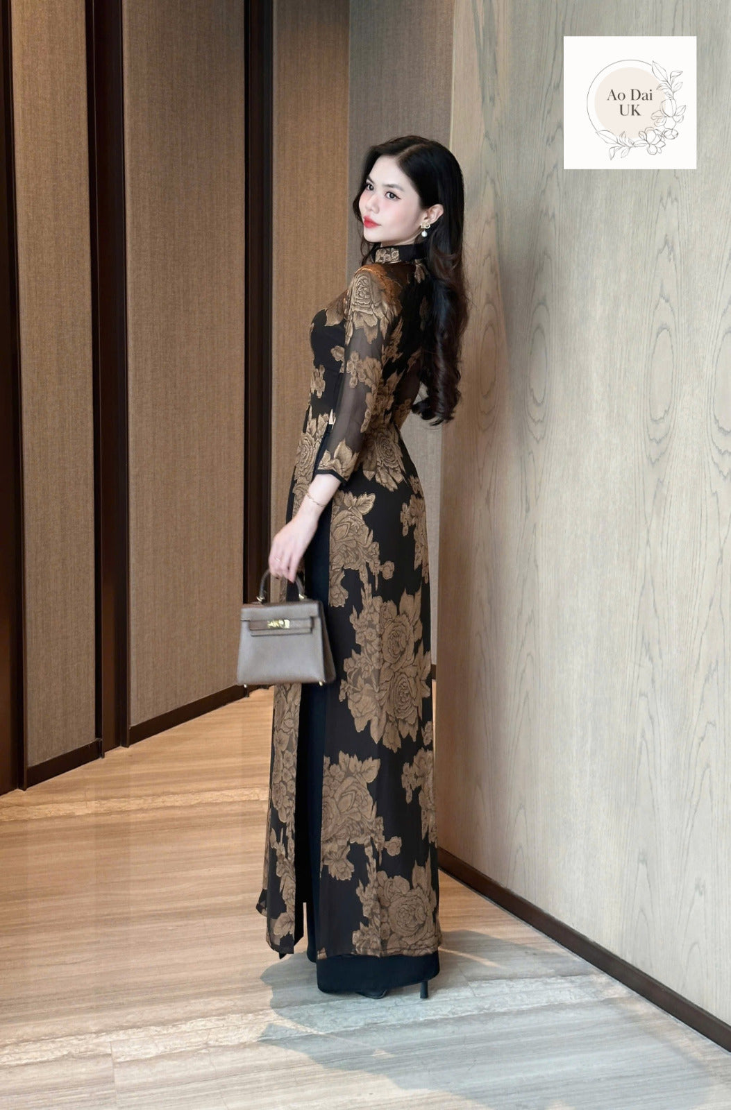 Vietnamese Ao dai for women