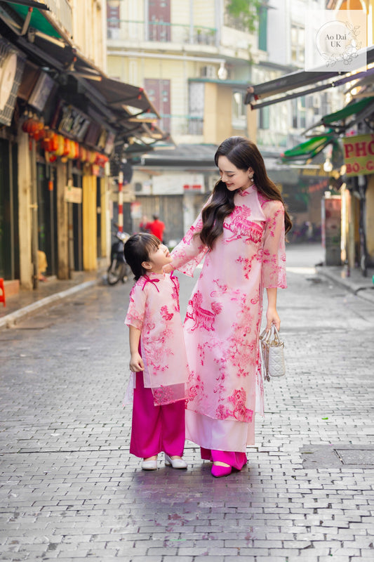Passendes Ao Dai für Frau und Kind – passendes Kleid für Mutter und Tochter