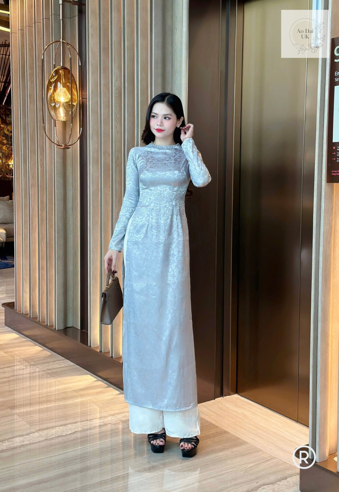 Vietnamese jacquard silk Ao dai with pearl collar S-3XL