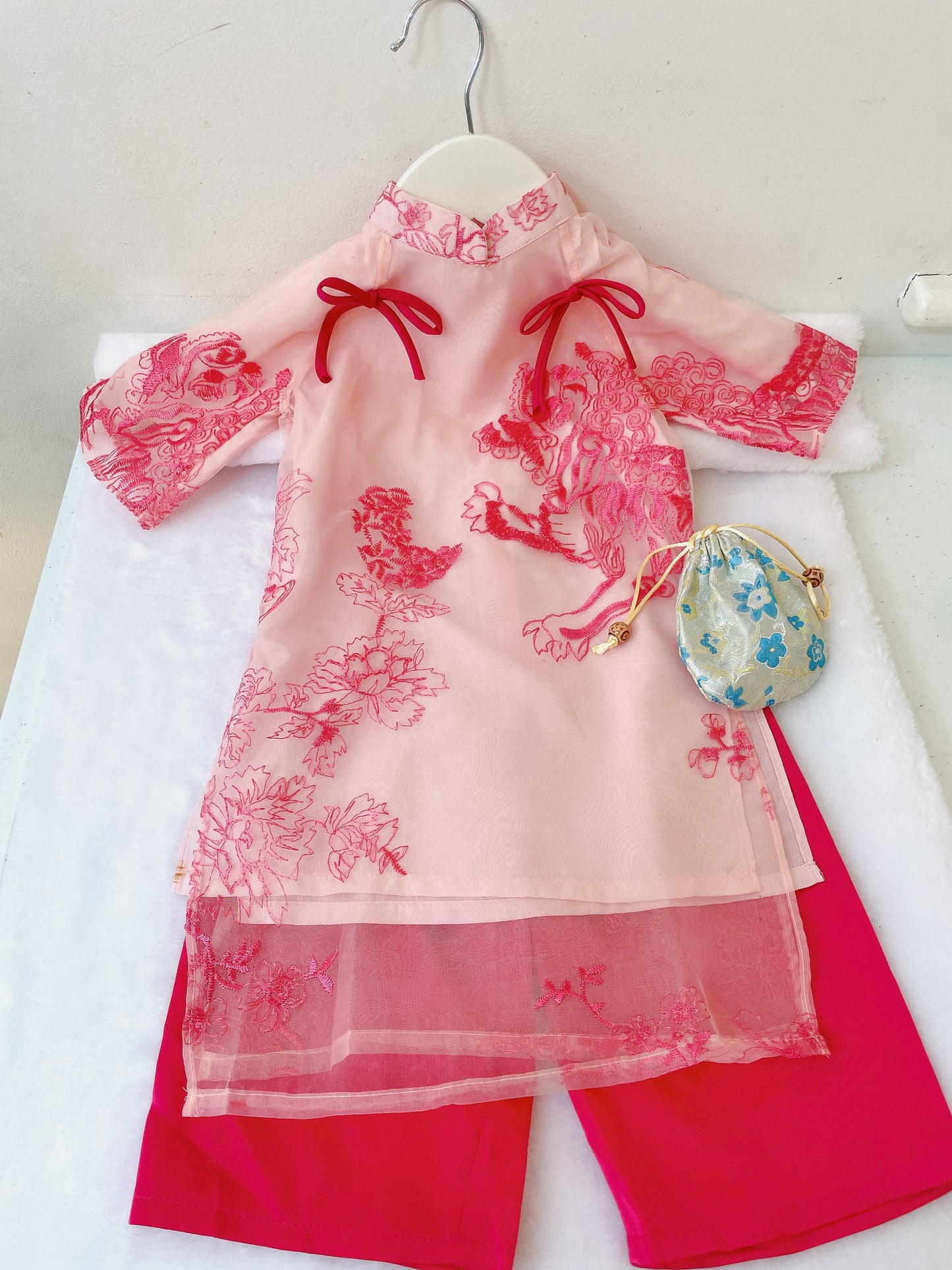 Girl Ao dai- Vietnamese modern Ao dai for girls, kids