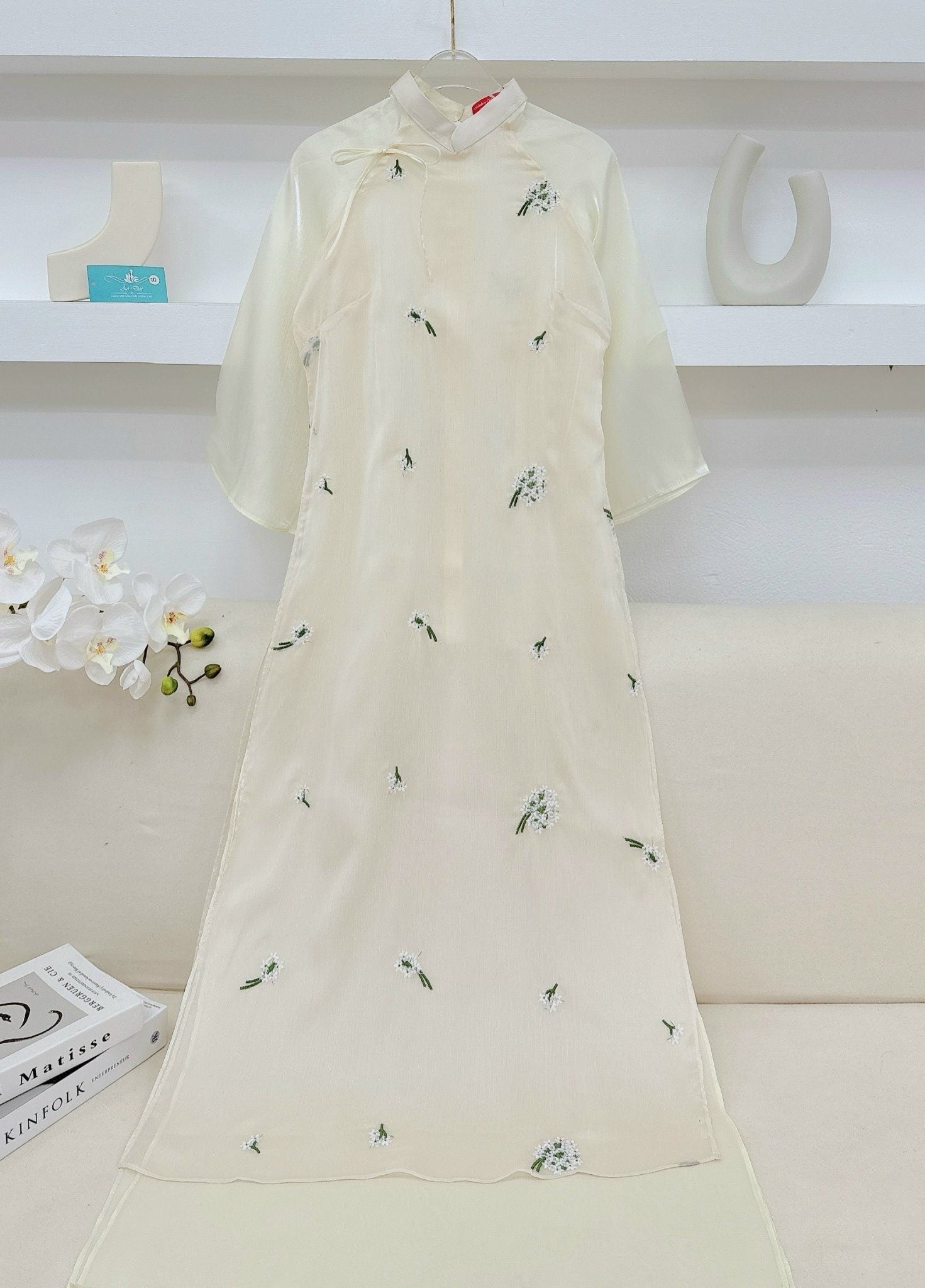 Vietnamese modern ao dai in white/ cream colour- Ao Dai loose fit, big sizes, over sizes