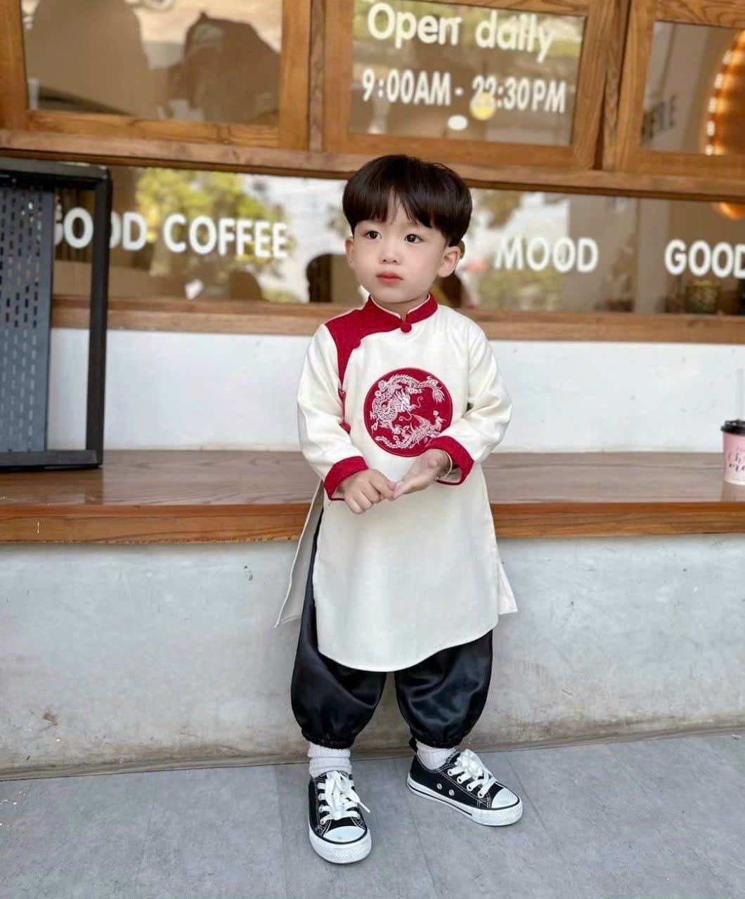 Vietnamese áo dài for boy- Ao dai cach tan