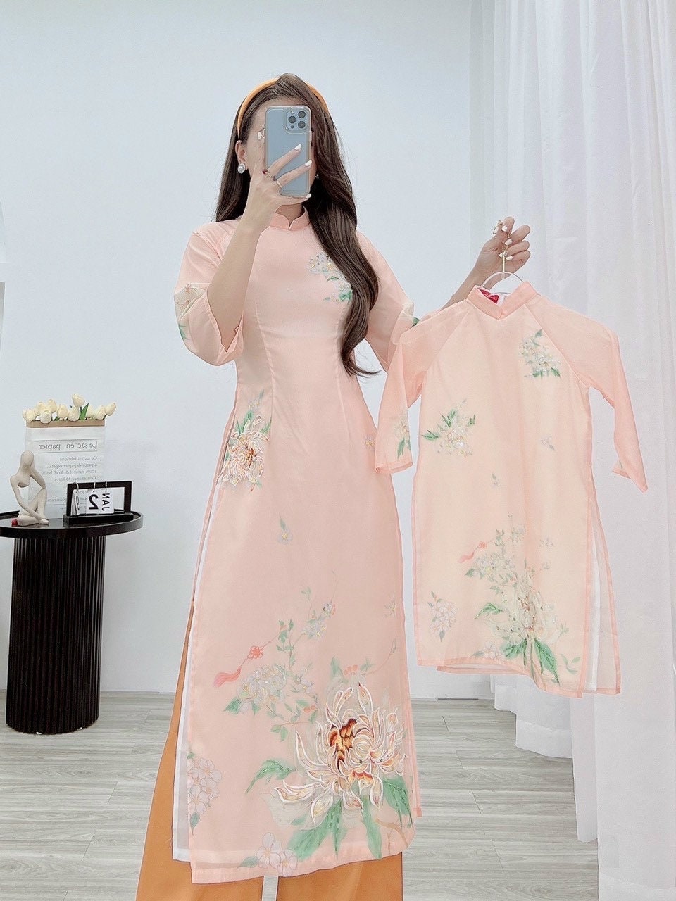 Women and kid ao dai- Ao dai cach tan- Mom and kid matching