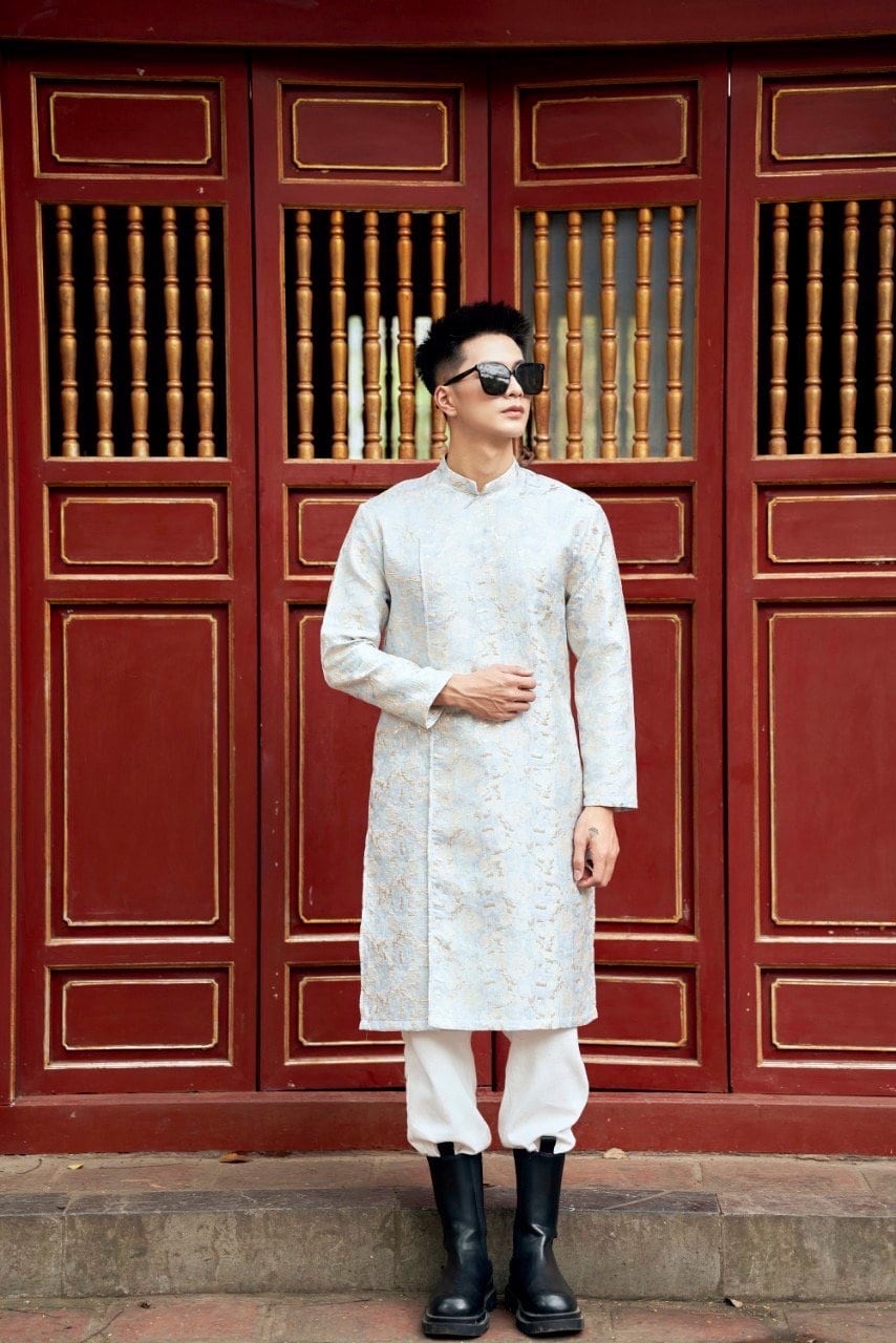 Men’s ao dai- Men traditional clothes