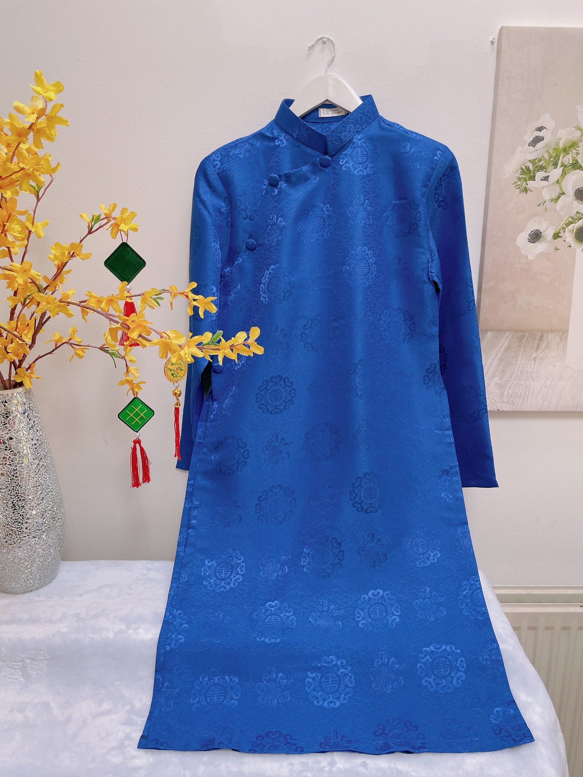 Men’s ao dai- Men traditional clothes