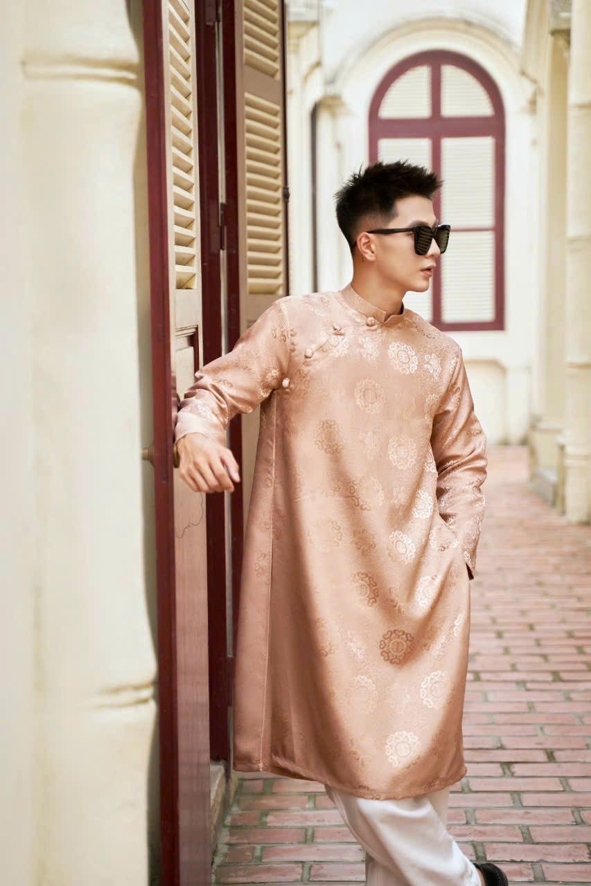 Men’s ao dai- Men traditional clothes