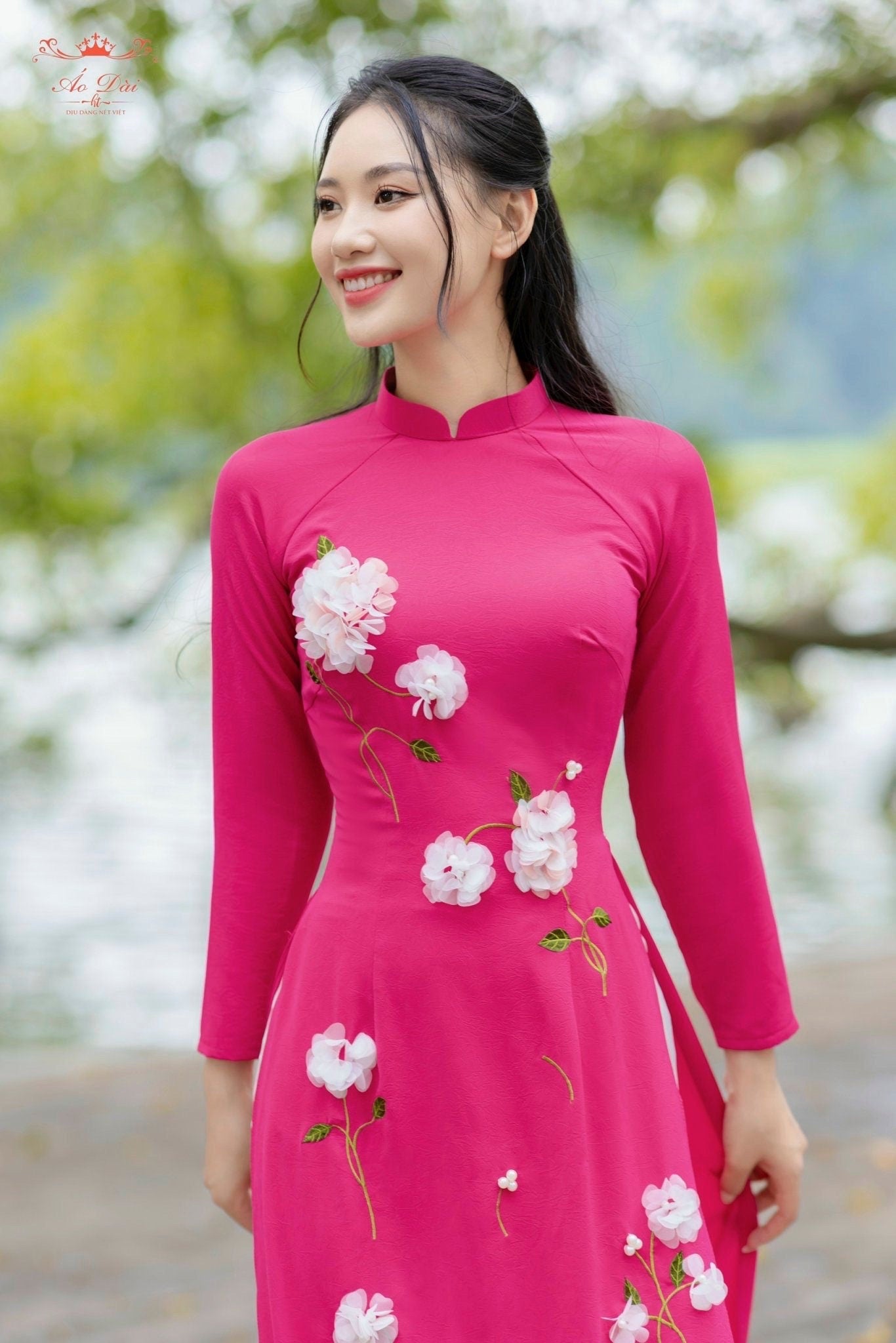 Silk Ao dai with 3D flowers- Ao dai truyen thong- Vietnamese traditional dress for women