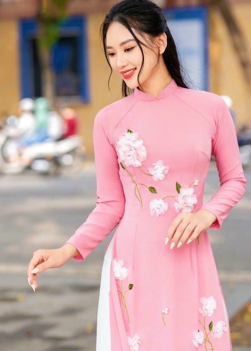 Silk Ao dai with 3D flowers- Ao dai truyen thong- Vietnamese traditional dress for women