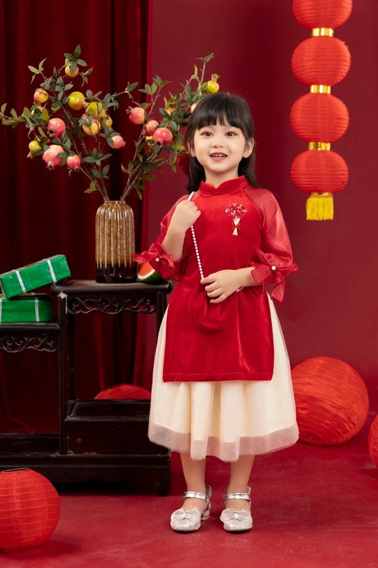 Vietnamese áo dài for girls- Ao dai cach tan