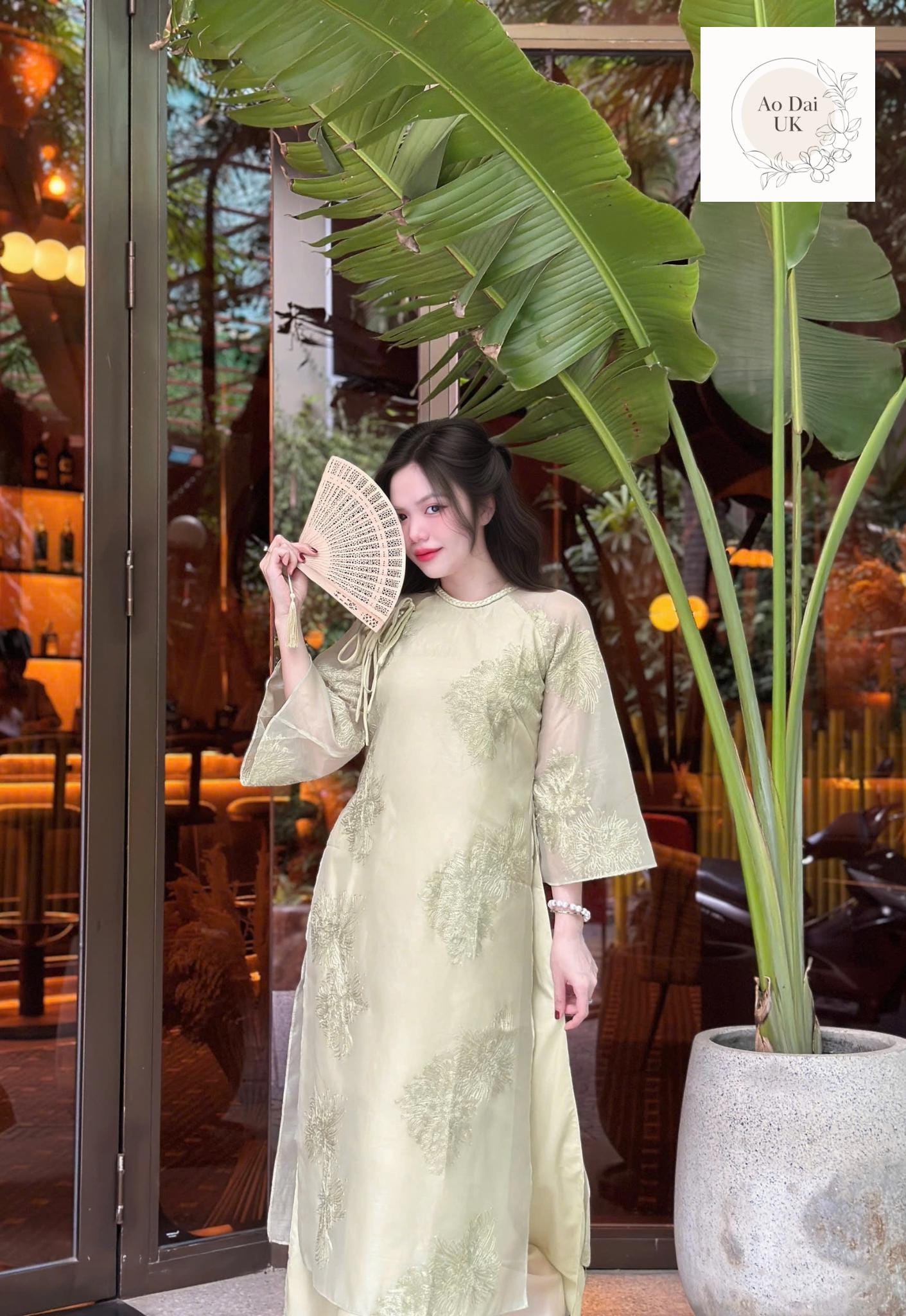 Vietnamese modern ao dai in green colour- Ao Dai loose fit, big sizes, over sizes