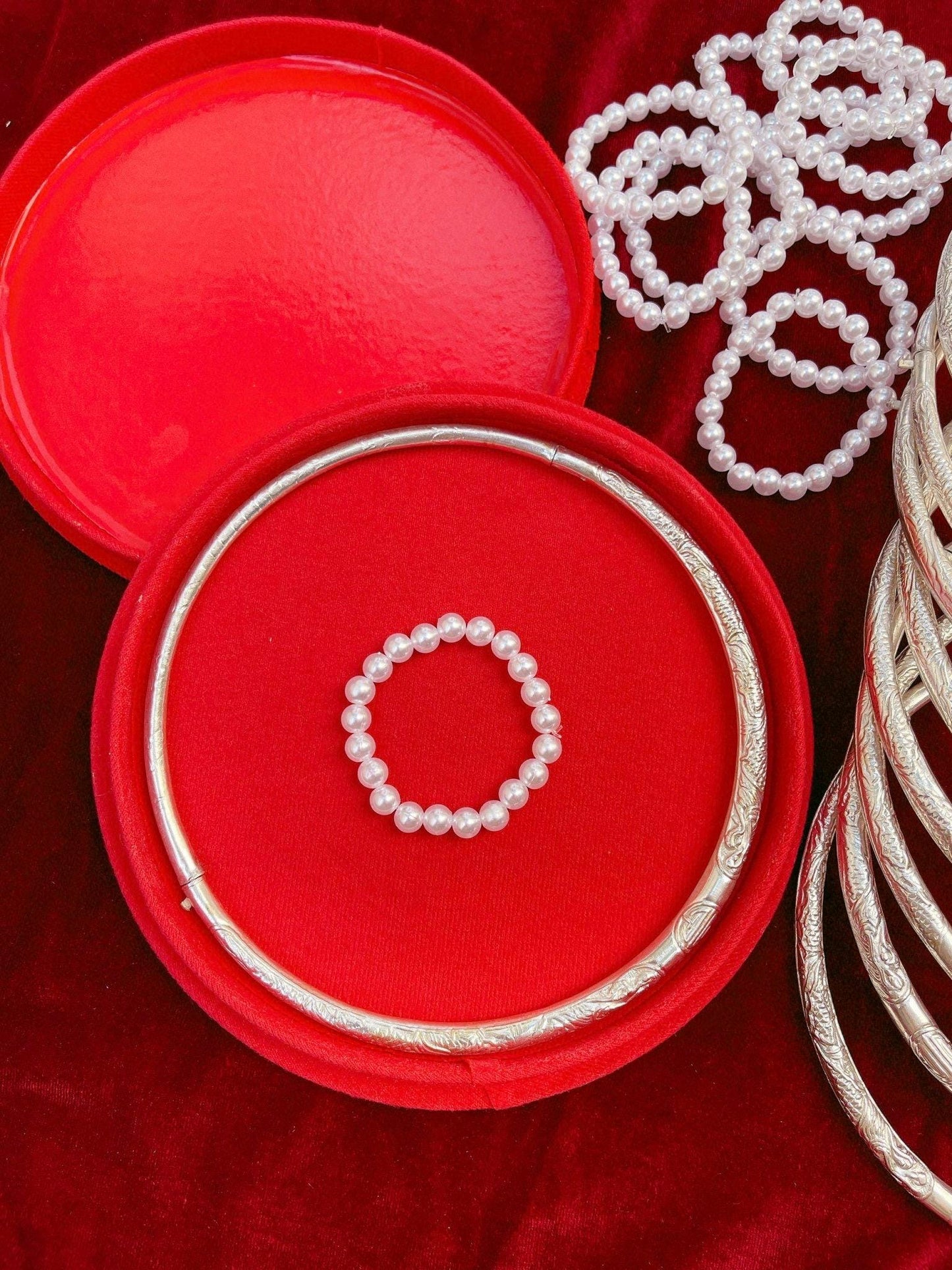 Silver plated Vietnamese choker/ necklace with red velvet box