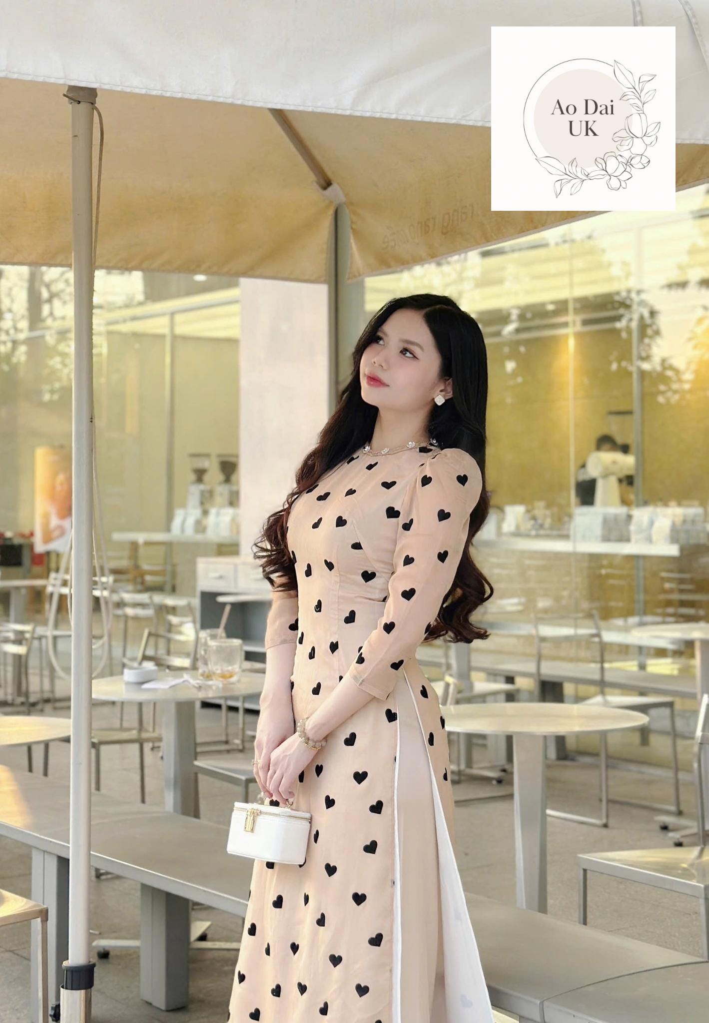 Women chiffon ao dai with velvet heart embossed pattern