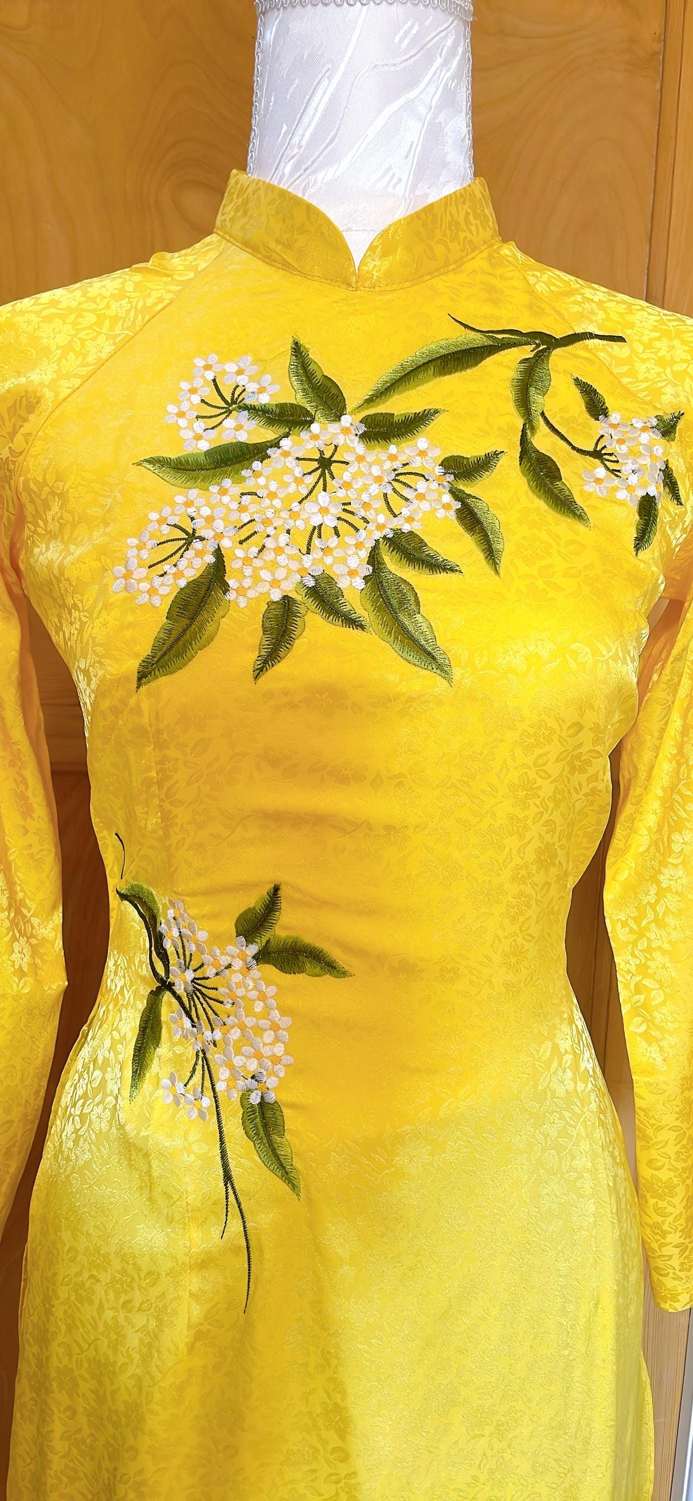 Luxury jacquard silk Ao dai - Ao dai truyen thong - Vietnamese traditional dress for women- Yellow