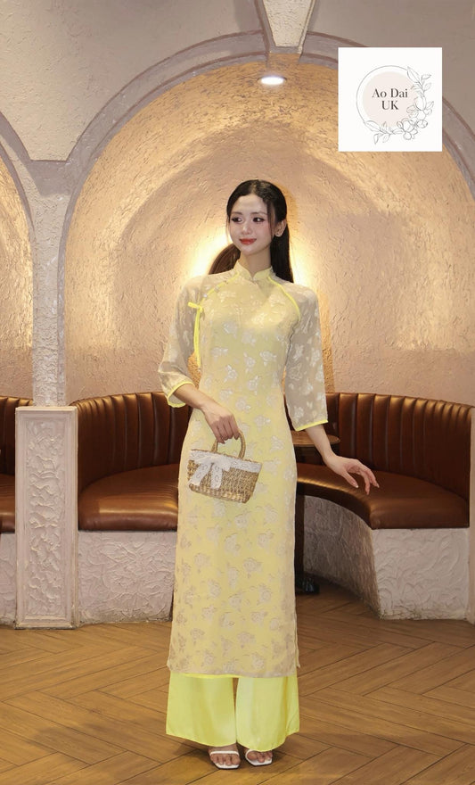 Women chiffon ao dai with velvet heart embossed pattern