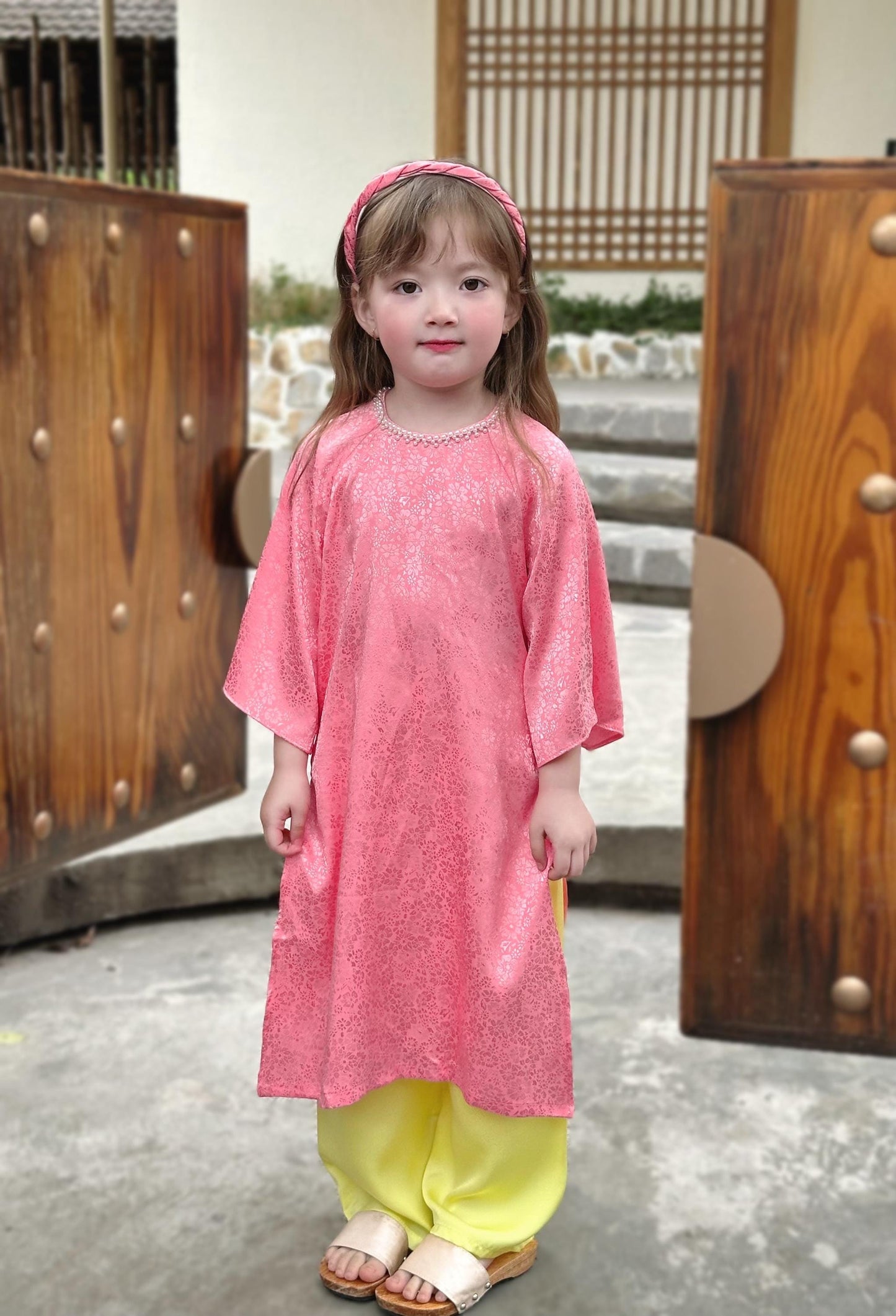 Ao dai and headband for girls- Ao dai cach tan