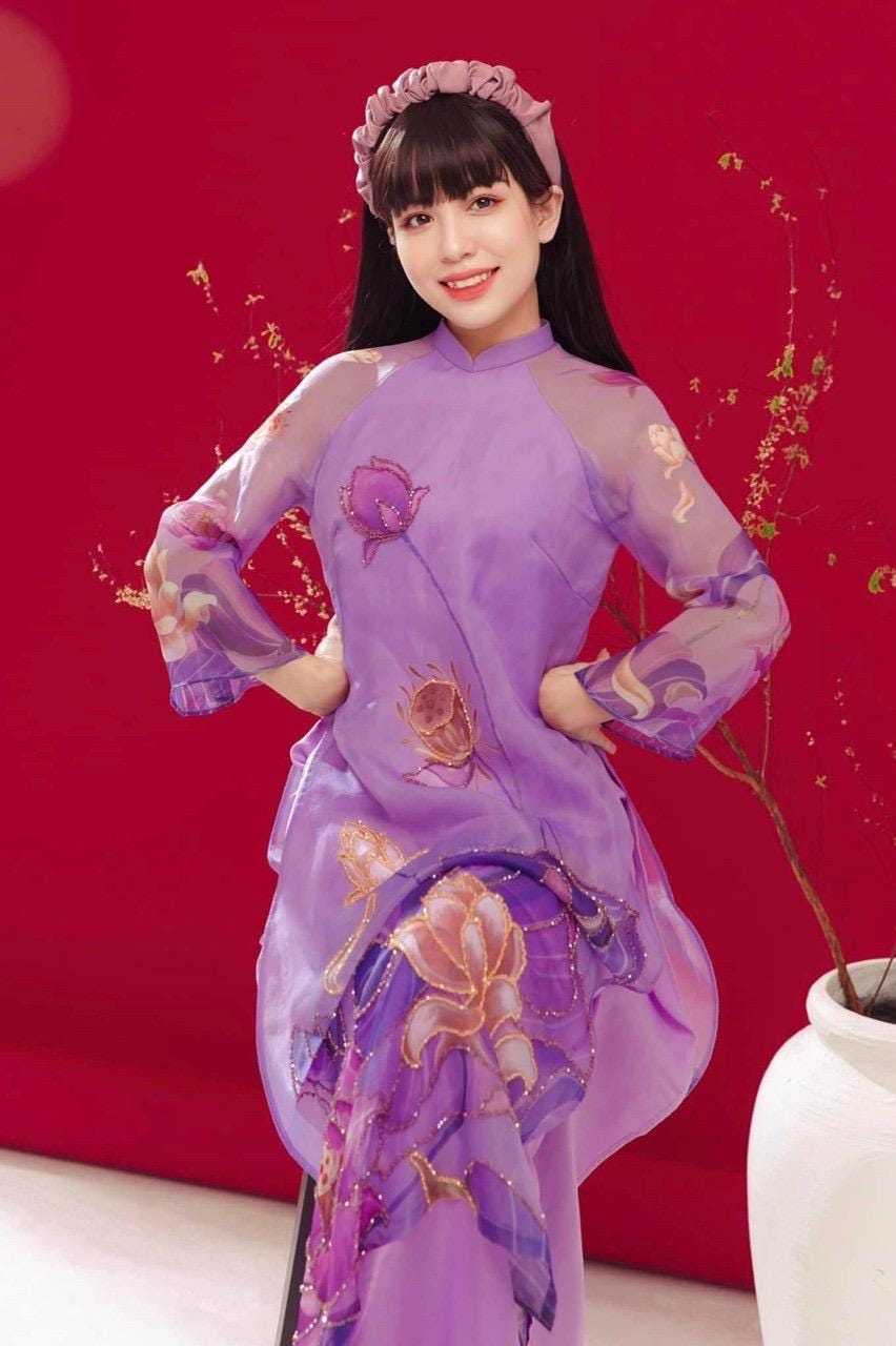 CLEARANCE- Women and kid matching áo dài