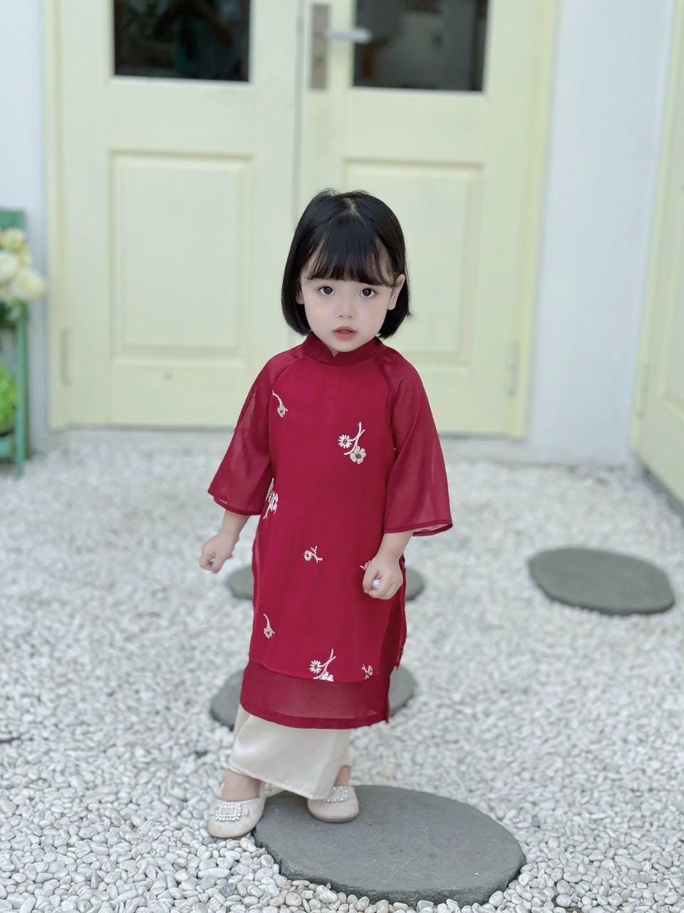 CLEARANCE 4-8Y Ao dai and pants
