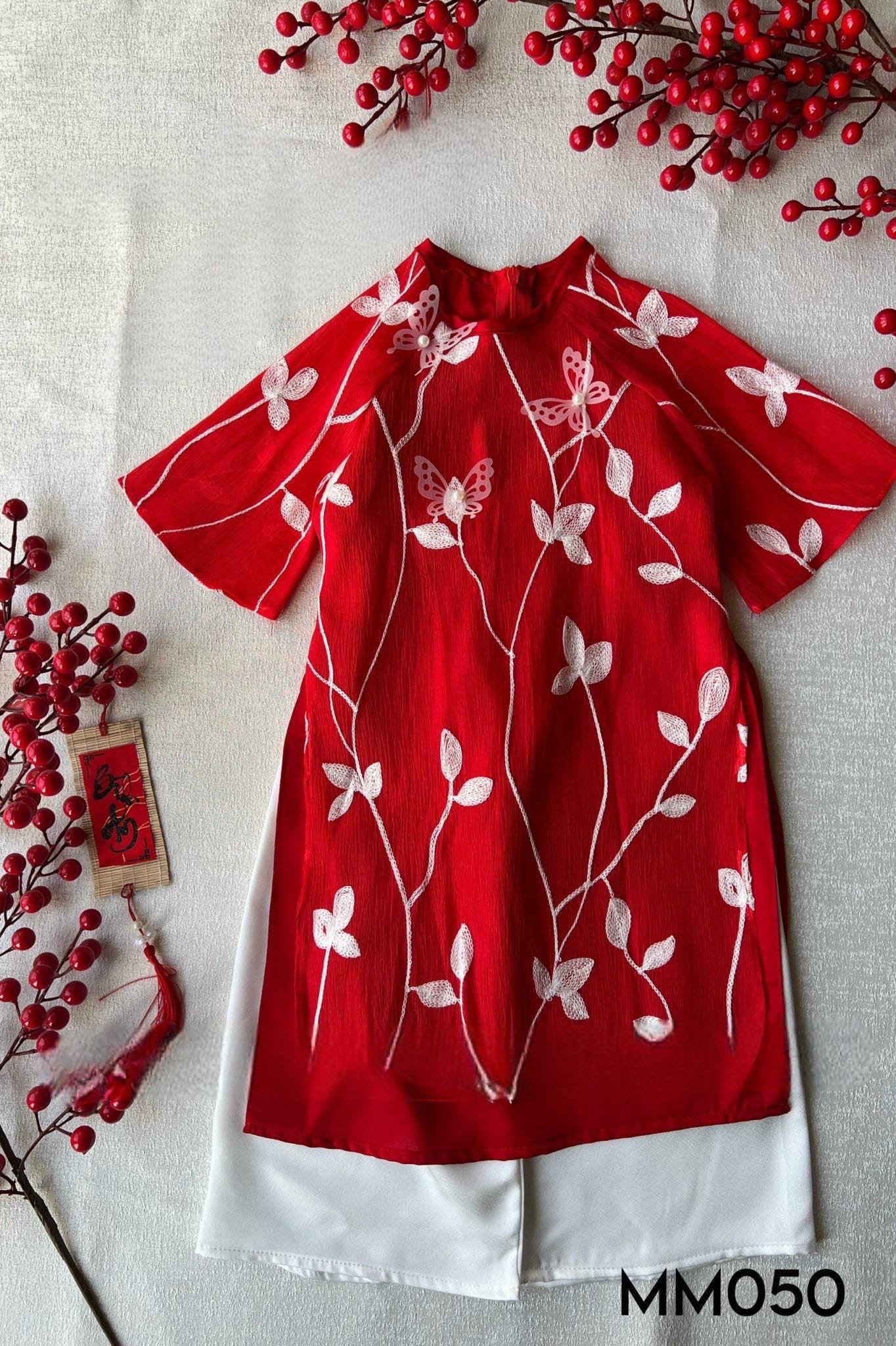 CLEARANCE- Aodai for girls size 1,5,8,9,10- RED/PINK