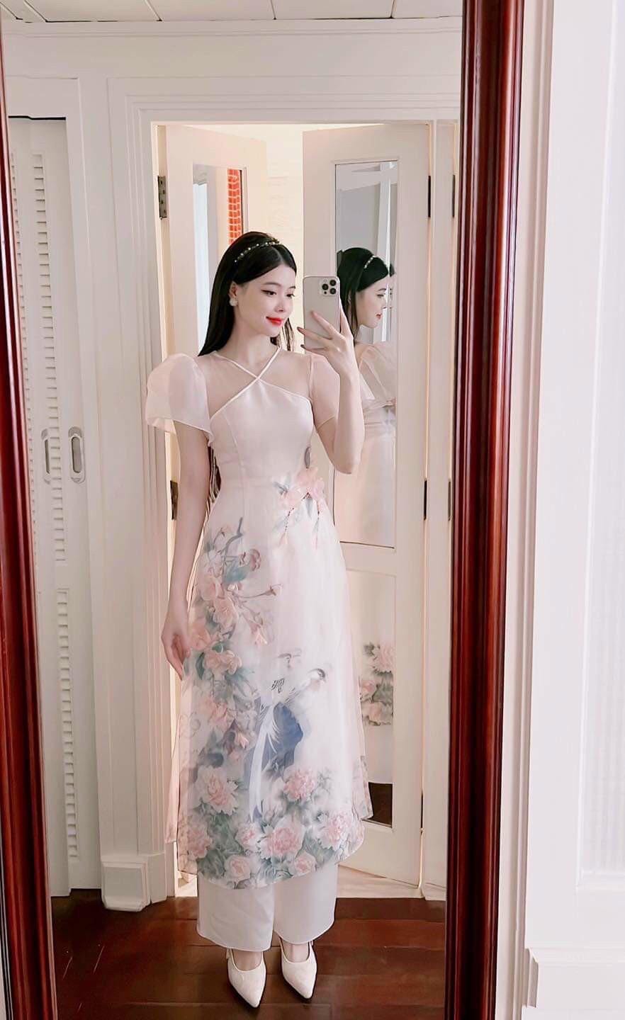 CLEARANCE Women Ao Dai size S-  floral embroidery dress for women