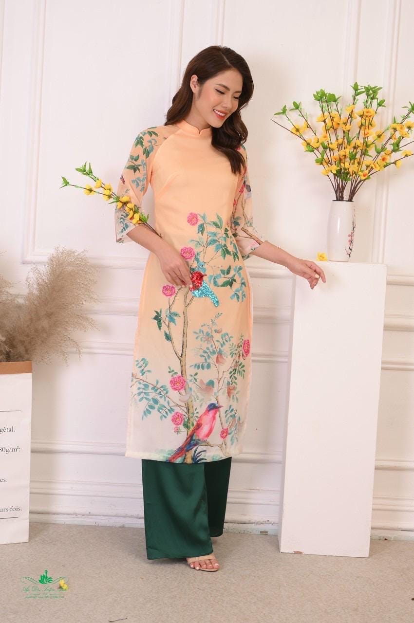 CLEARANCE- Women and kid matching áo dài