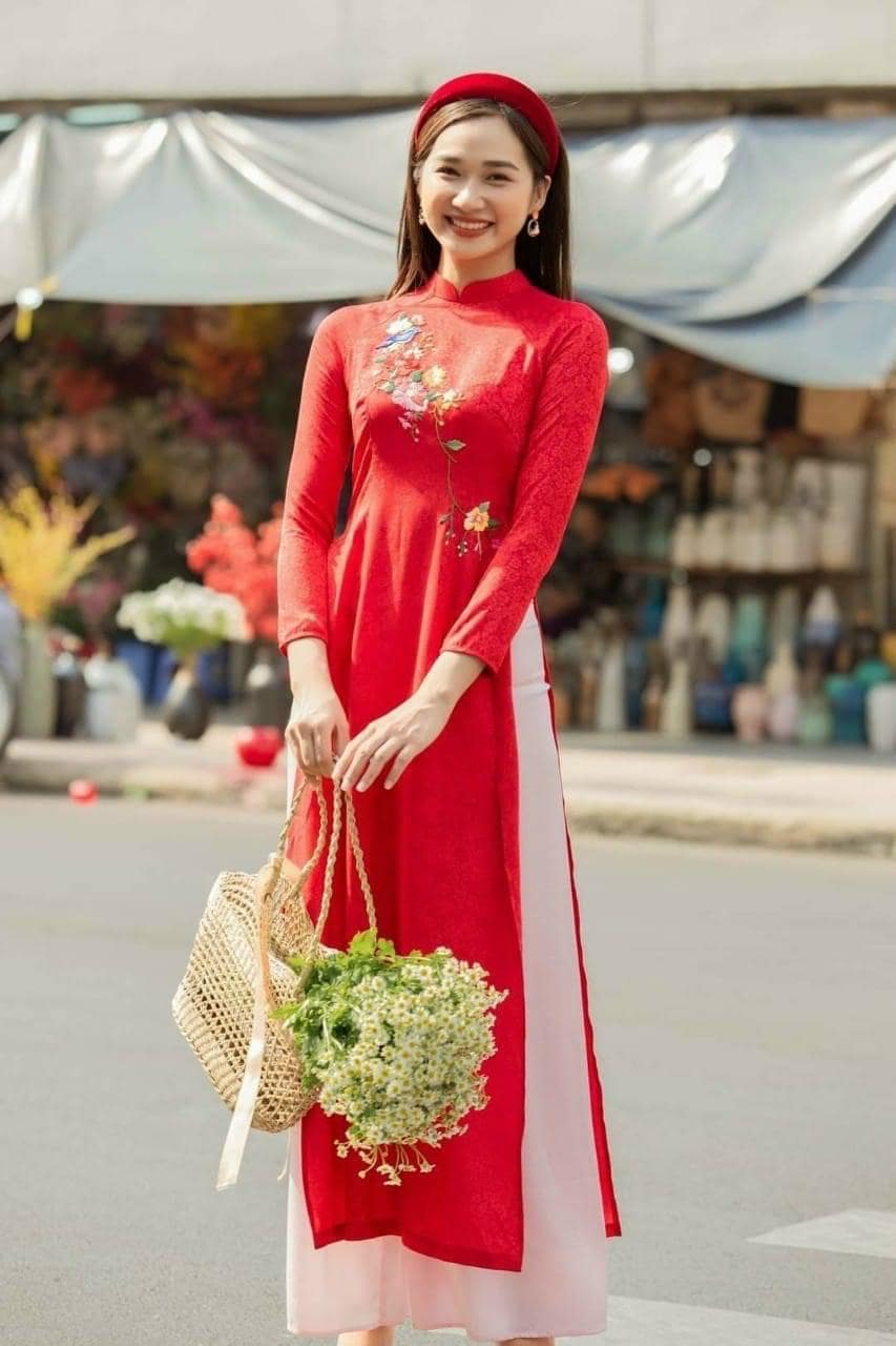 CLEARANCE- Women and kid matching áo dài