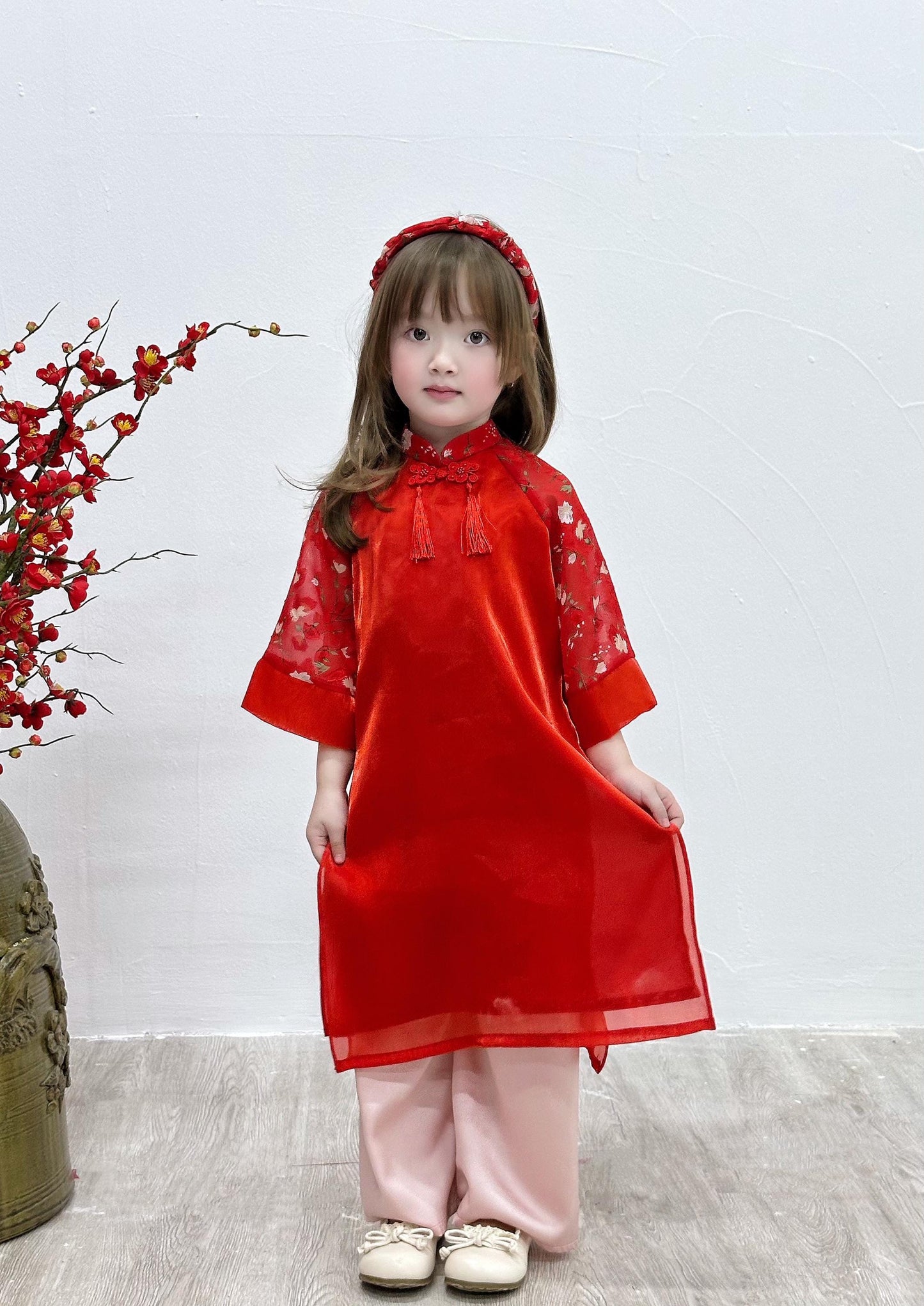 Ao dai and headband for girls- Ao dai cach tan