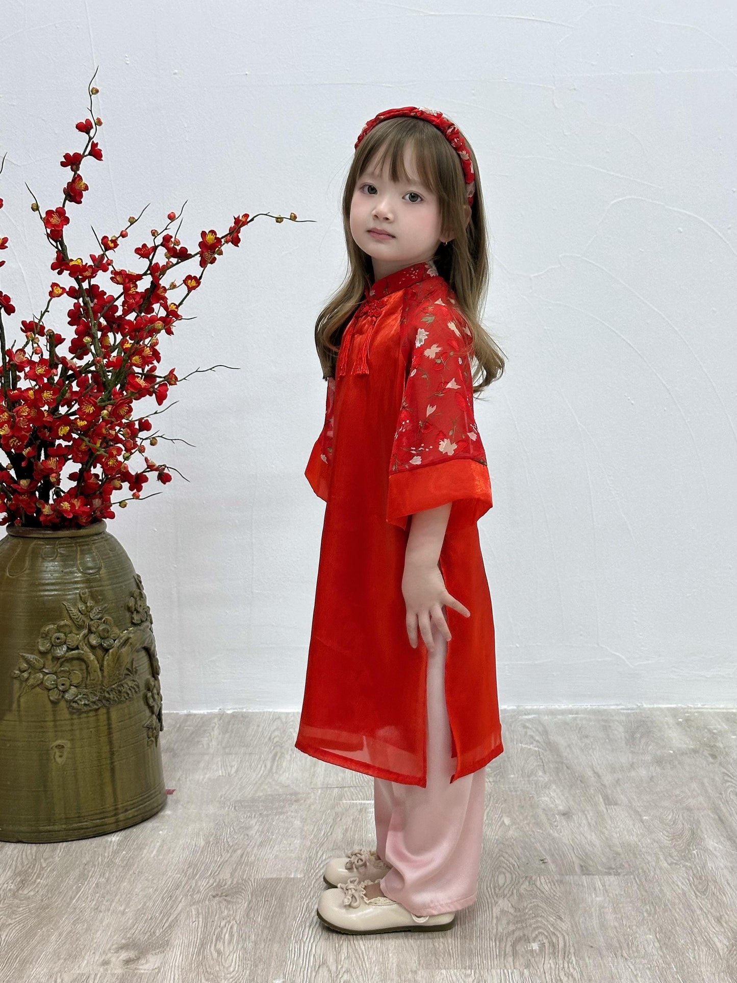 Ao dai and headband for girls- Ao dai cach tan